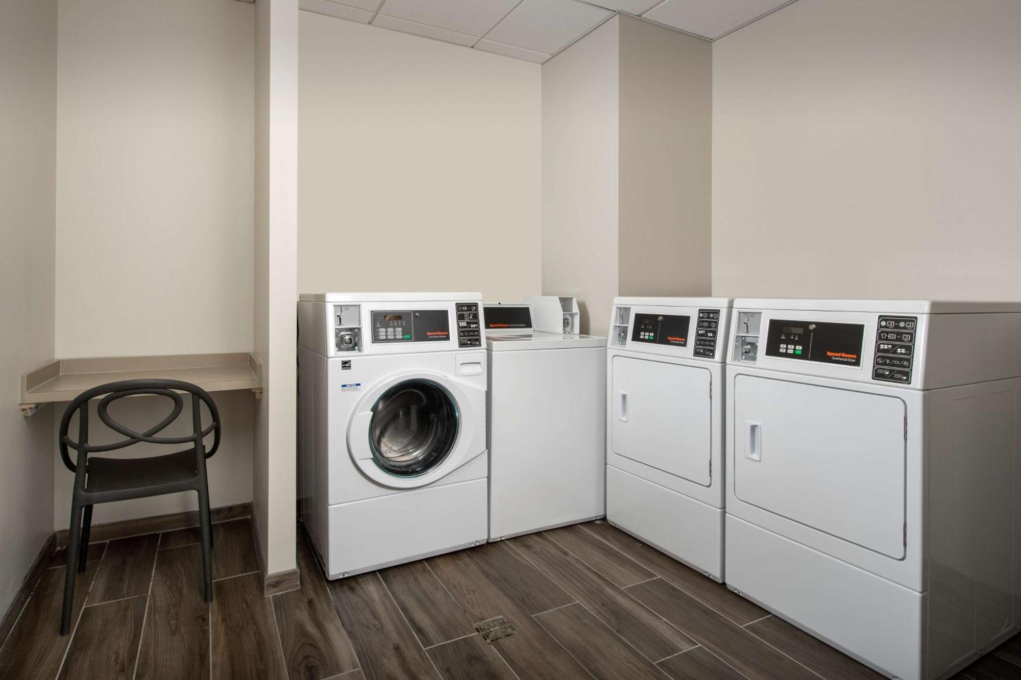 Homewood Suites By Hilton Louisville Airport Zewnętrze zdjęcie